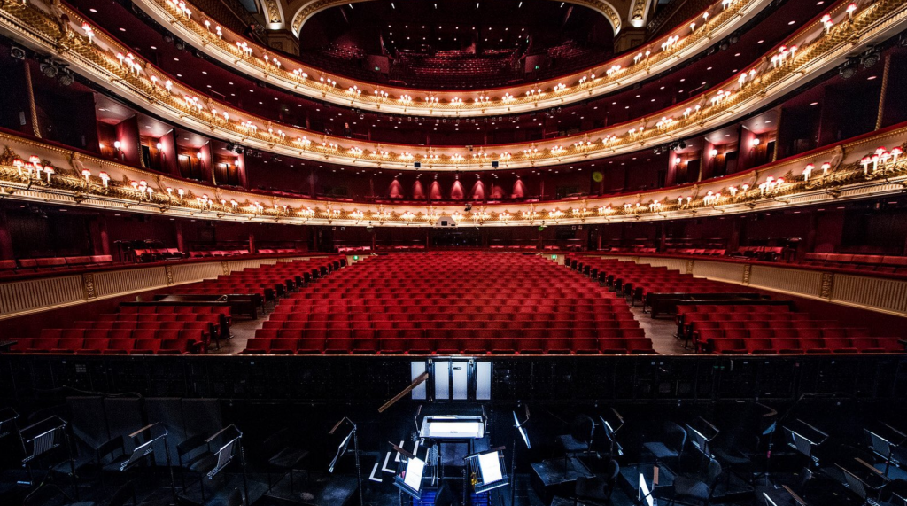 Royal Opera House - MOOV TV